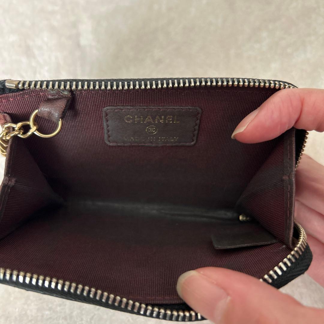 CHANEL キルティング ブラックキーケース