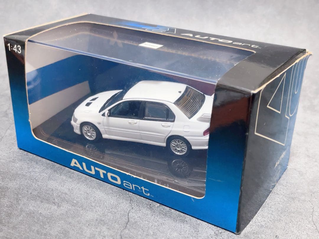 さとす　AUTOart 1/43 MITSUBISHI LANCER