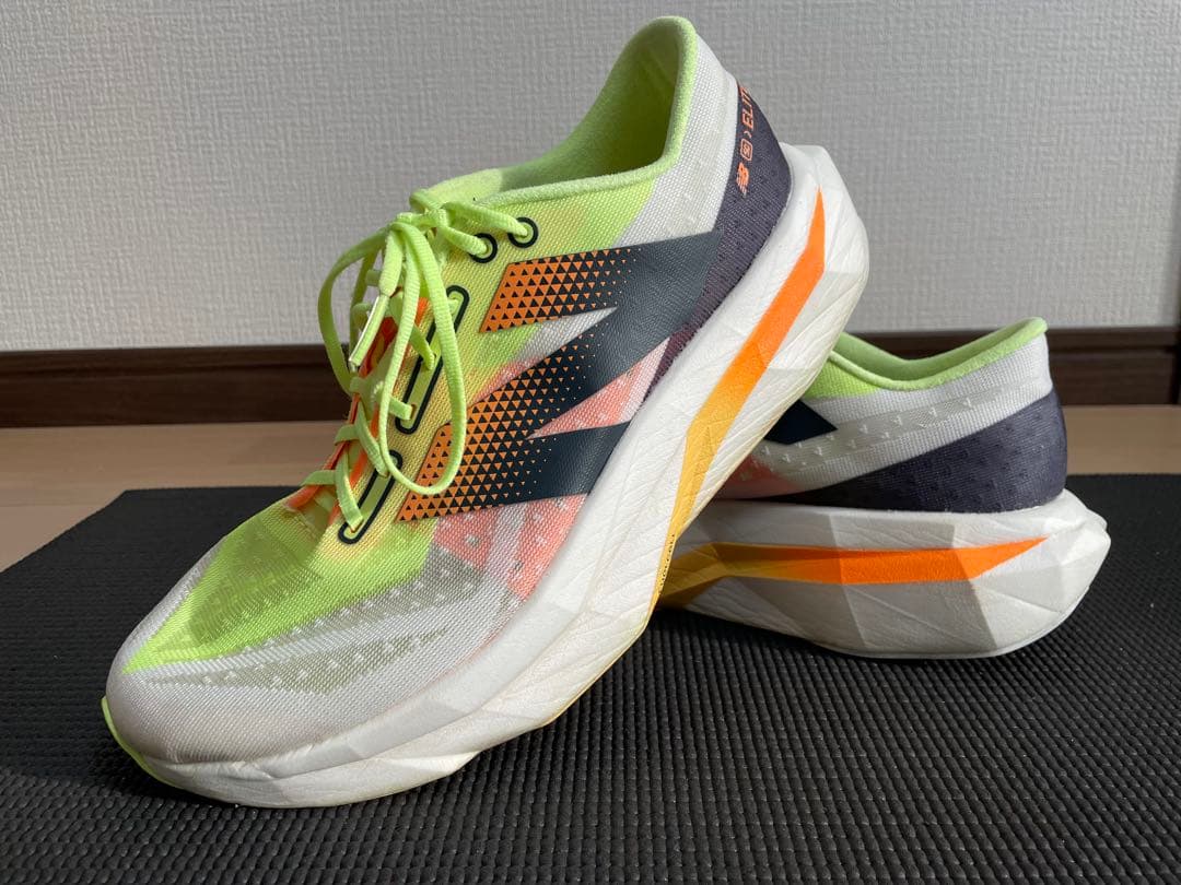【美品】new balance FuelCell Rebel v4 26.5cm