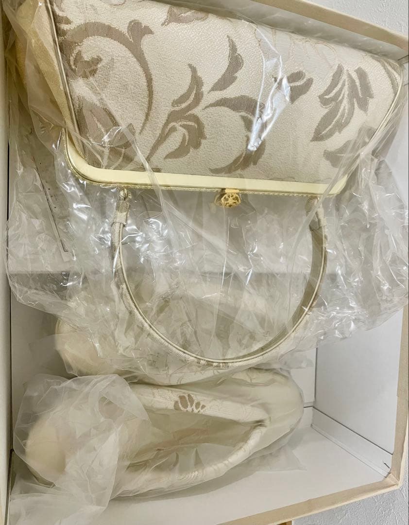 美品　和装用　高級　ハンドバッグ 草履セット　シャンパンゴールド