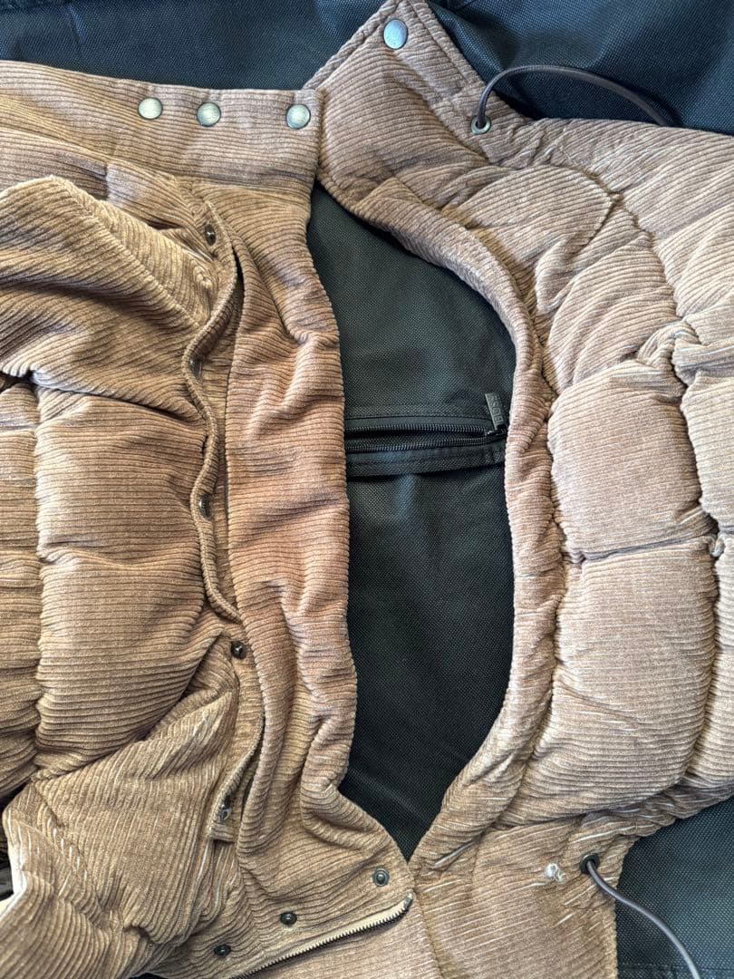 ジャケット・アウター BOSS camel corduroy down vest