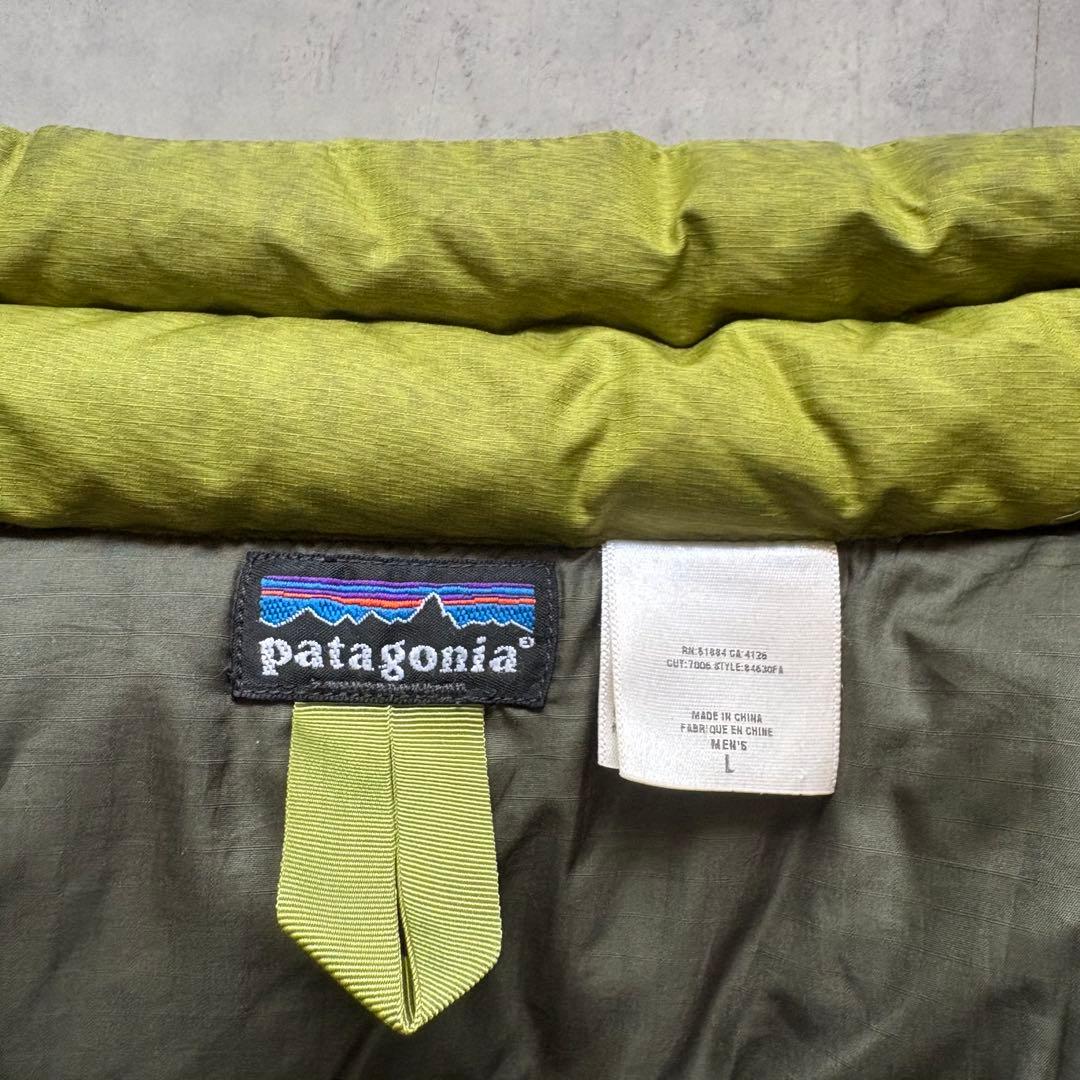 00s Patagonia オリーブグリーン ダウンベスト　ゲッコーグリーン