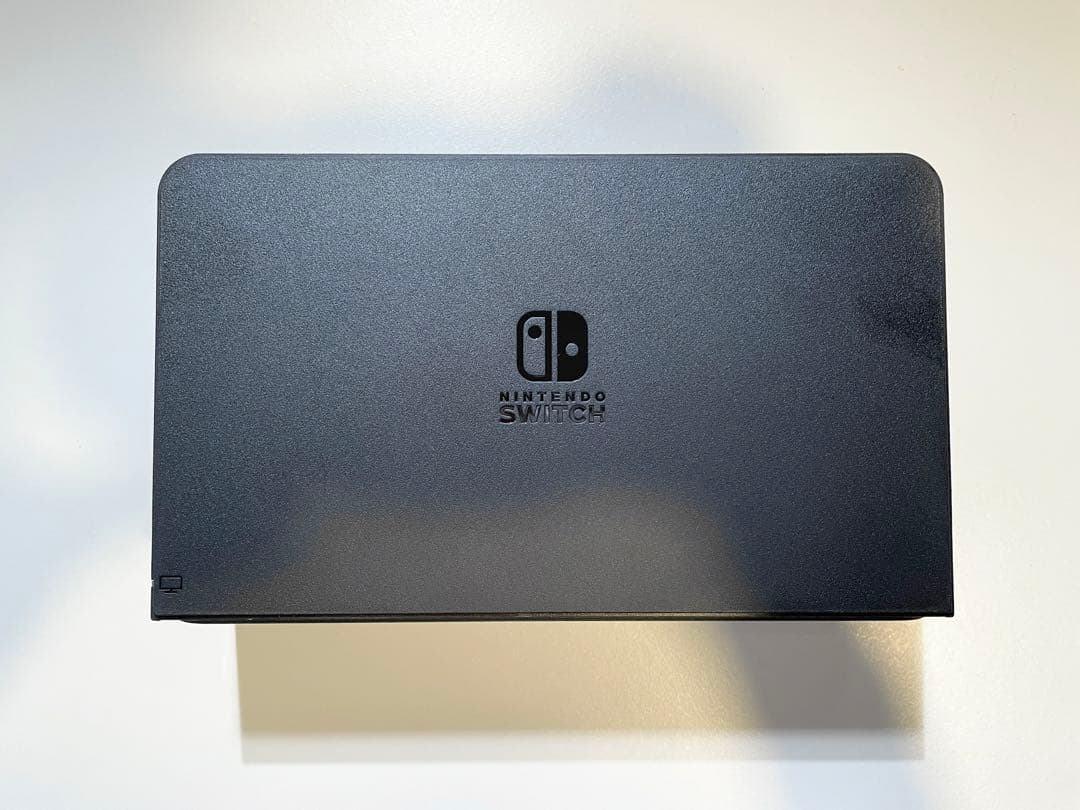 【美品】Nintendo Switch 有機ELモデル ストア版　保護フィルム付