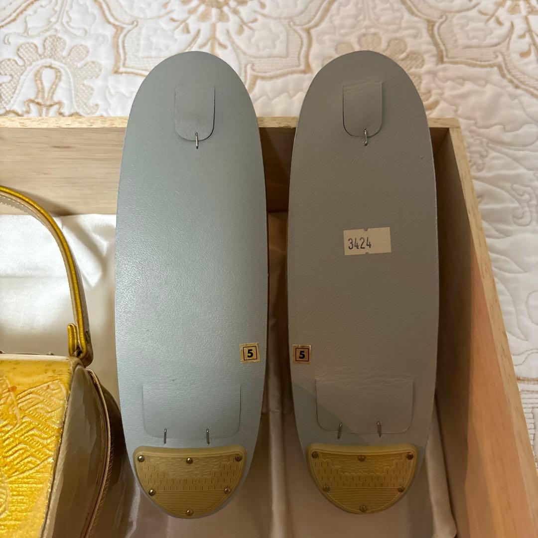 和装用バッグ ♠︎ゴールド 草履セット