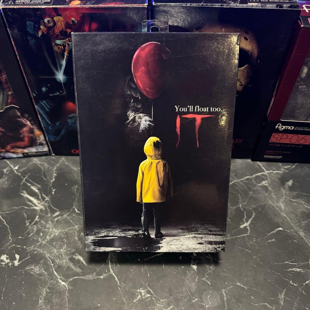 『希少』 NECA イット ペニーワイズ 全身稼働フィギュア IT 新品未開封