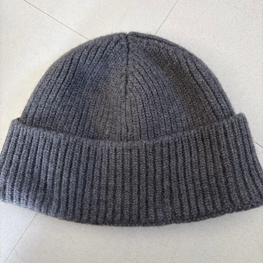 最終値下げ!! ami グレー ニット帽 ハート刺繍
