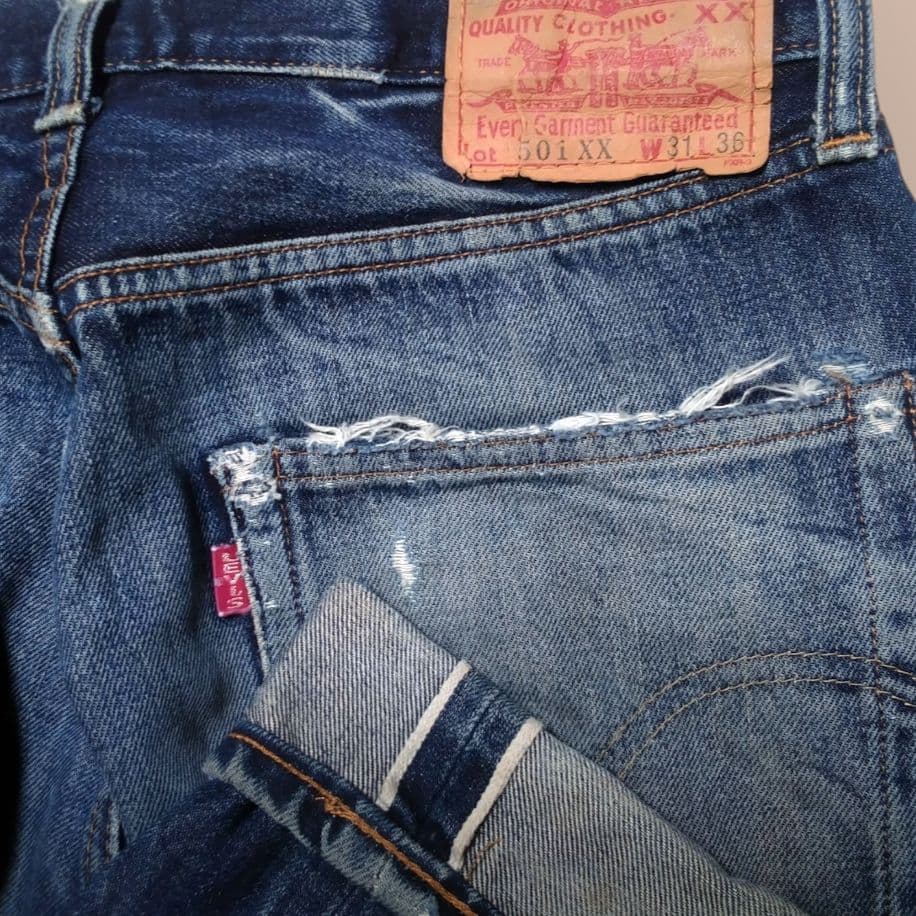 す*ん様 Levi's501XX BIGE 赤耳 ボタン裏555 W31 鬼ひげ