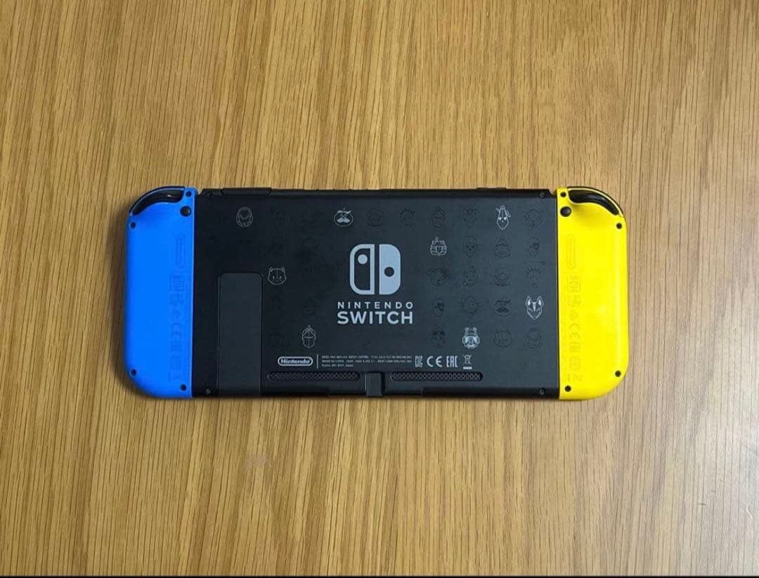 【限定版】Nintendo Switch フォートナイトデザイン本体セット
