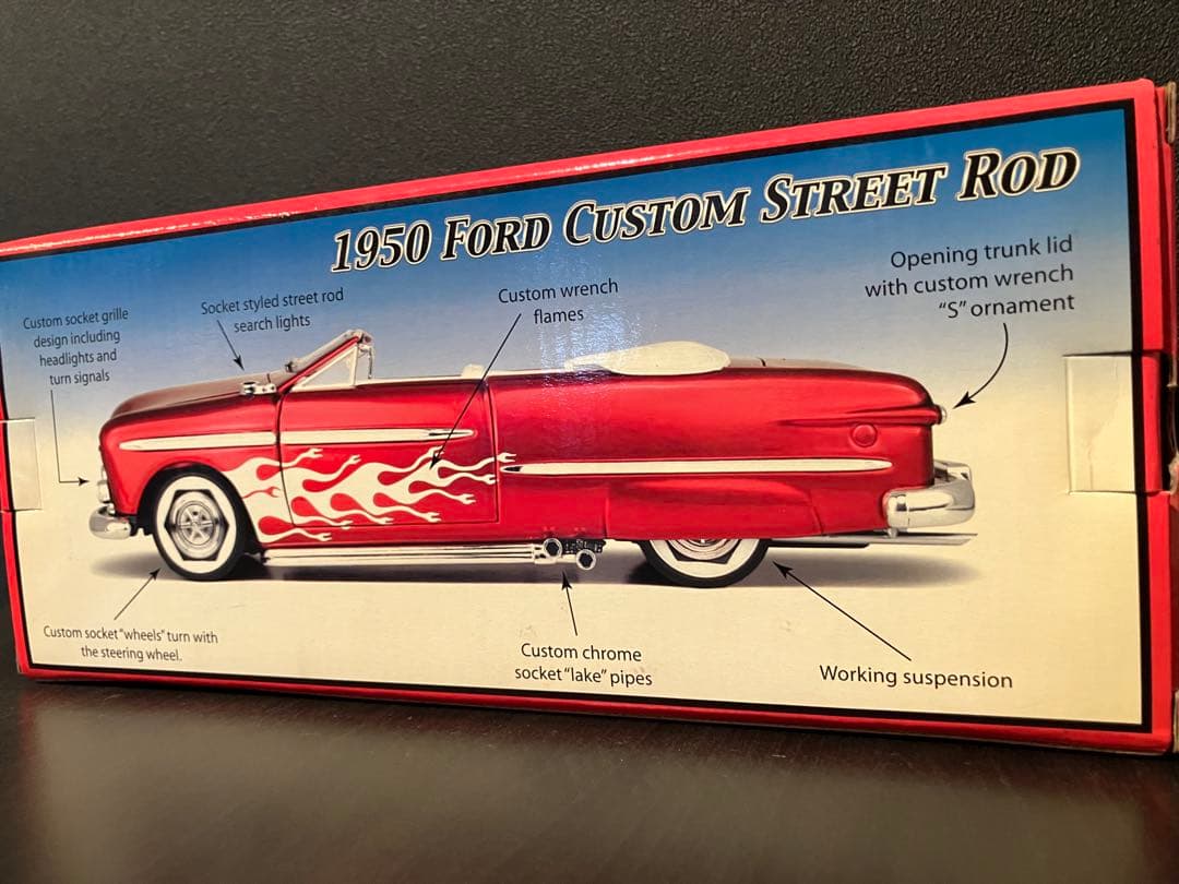 ミニカー snap-on 1950 FORD CUSTOM 1:24