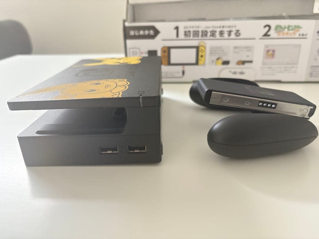Nintendo Switch Let's Go! Pikachu!セット