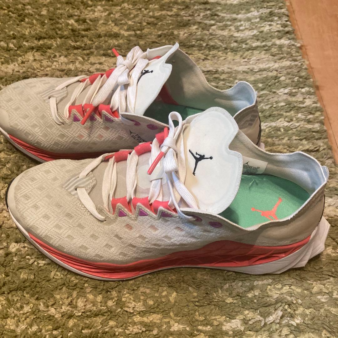 NIKE ジョーダン ズーム トランナー アルティメット27.5㎝　販売終了品
