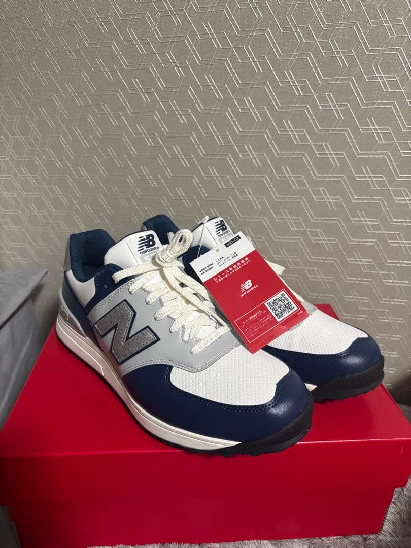 New Balance ゴルフシューズ ホワイト/ネイビー 新品タグ付き