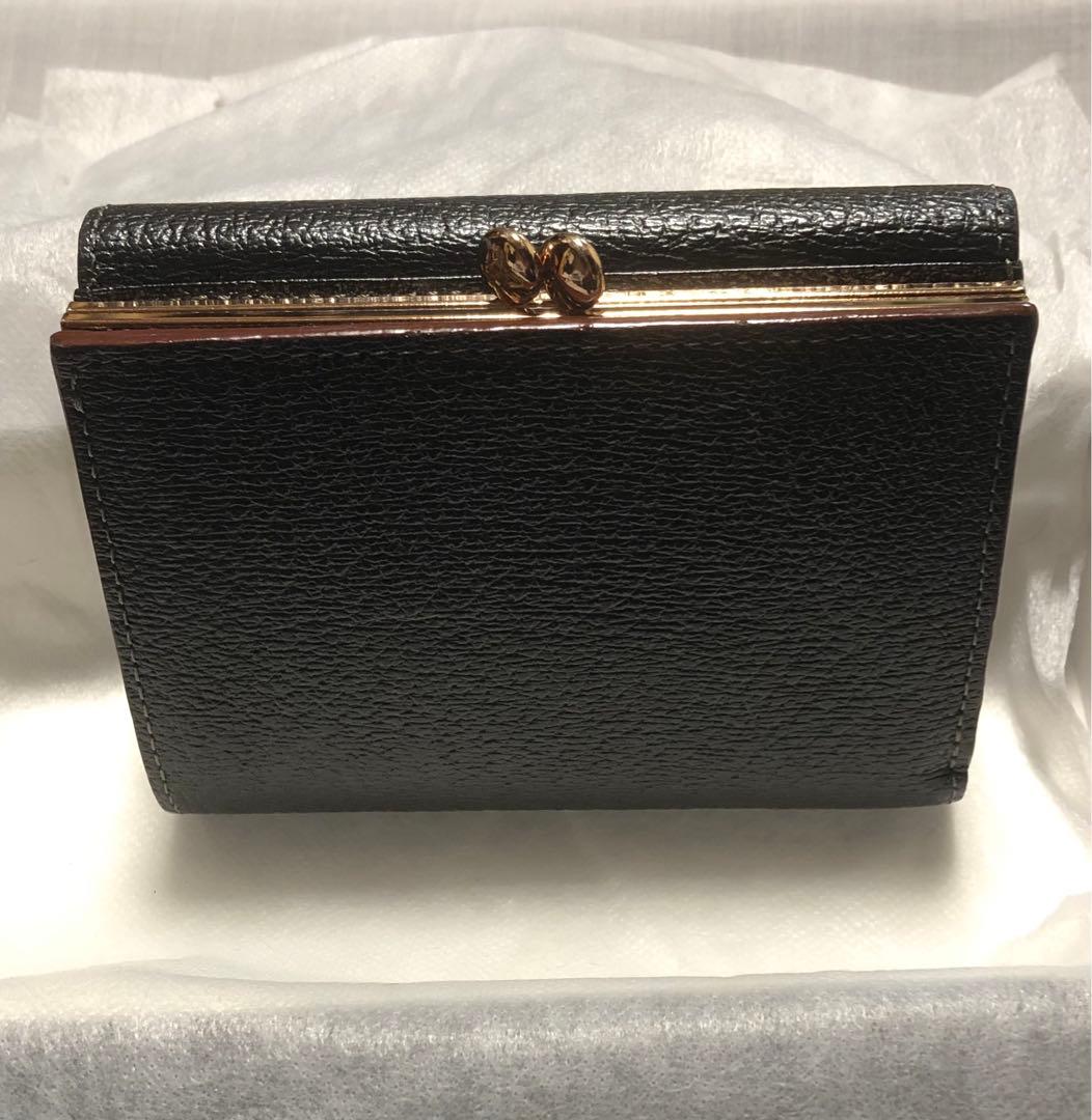 Vivienne Westwood《三つ折財布》