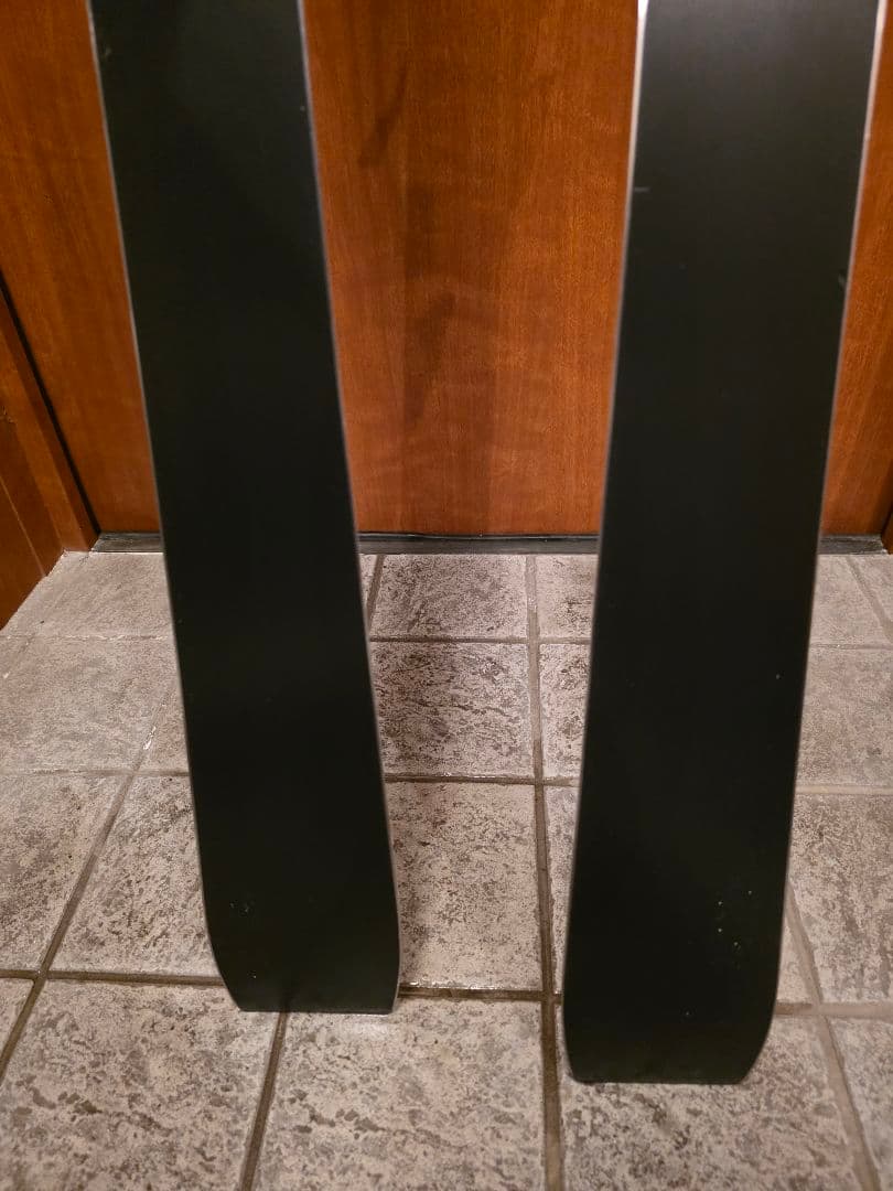 DOBERMANN SL WC DEPT M PLATE165cm　2025年