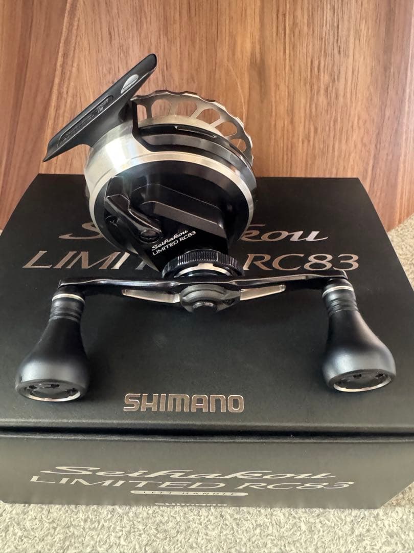 Hee SHIMANO Seihakou LIMITED RC83 リール
