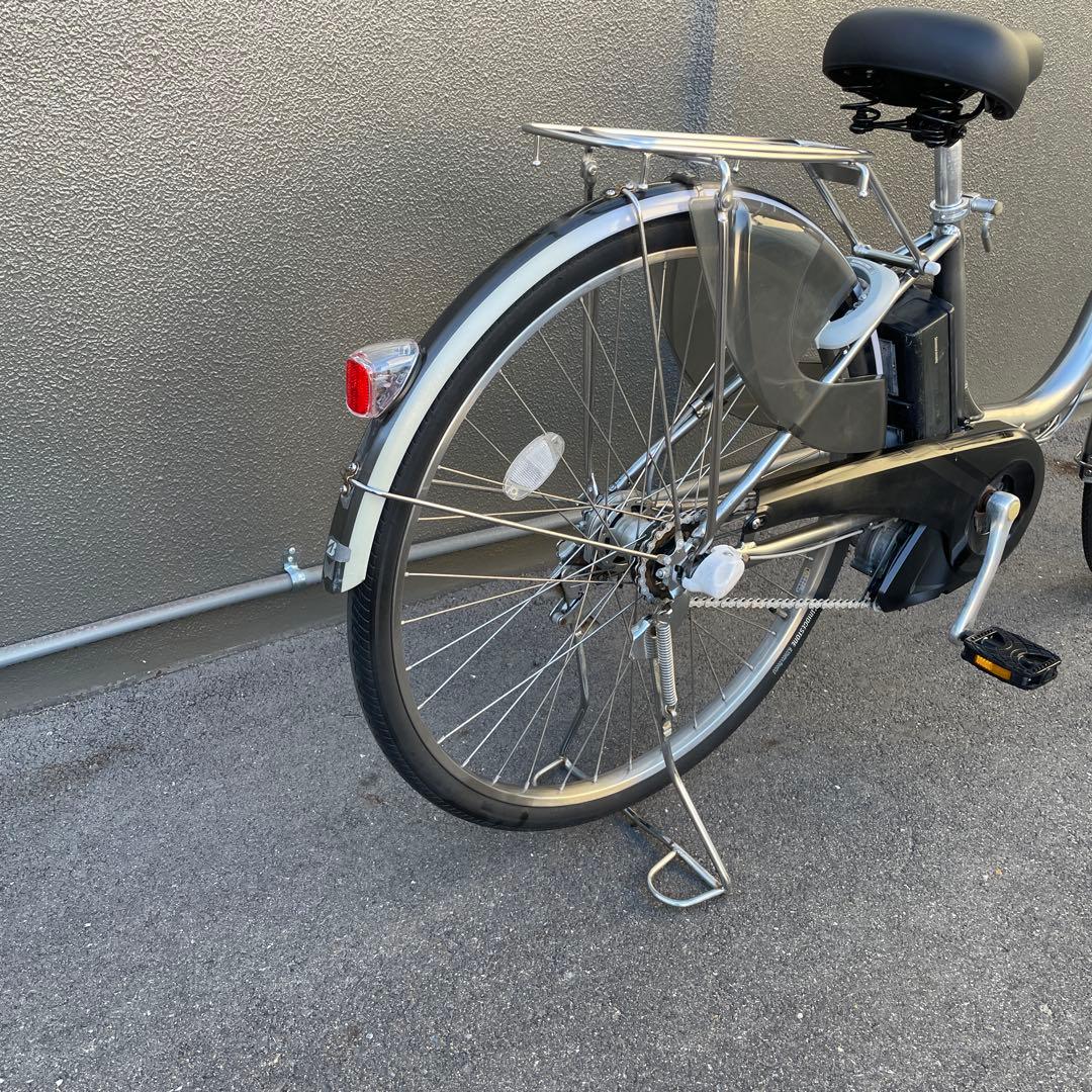 ブリヂストン電動アシスト自転車26インチ バッテリーシルバー