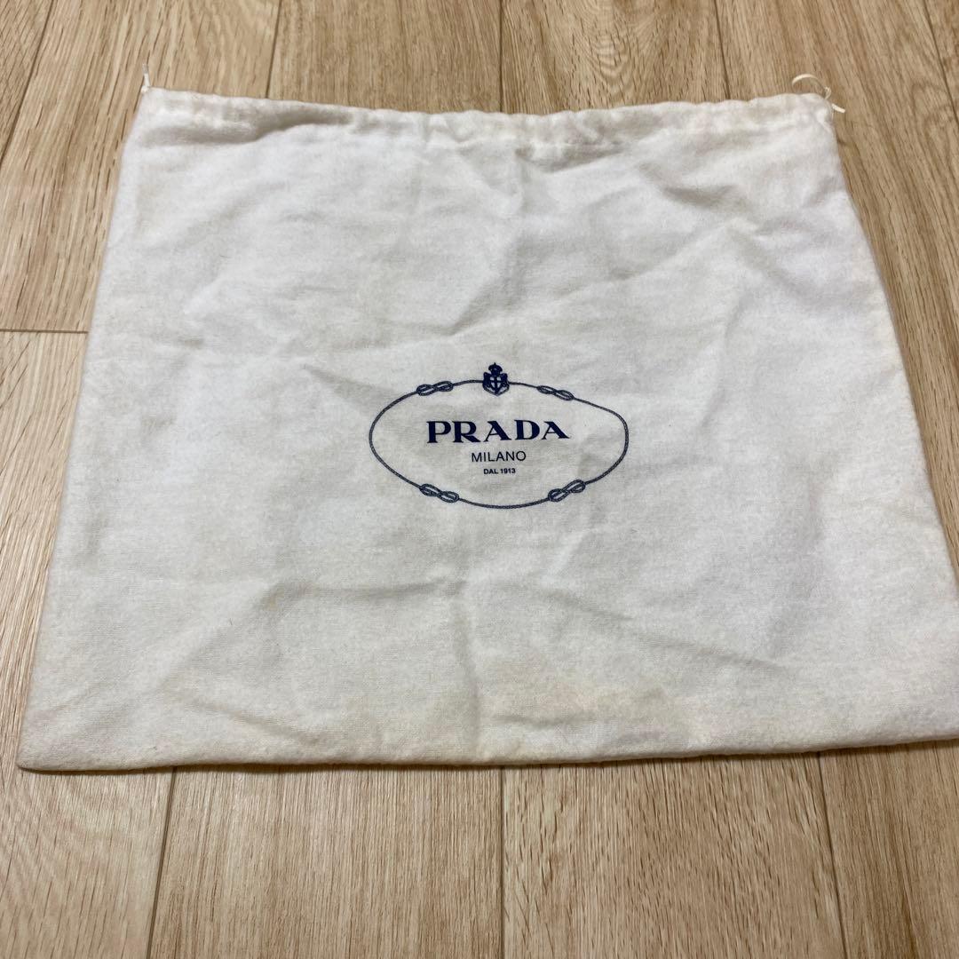 PRADA リバーシブル　コンパクト　ナイロンバッグ フラワーモチーフ