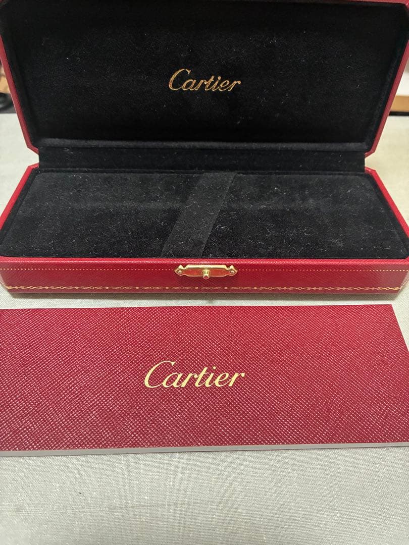 【箱、証明書付】カルティエ　ボールペン