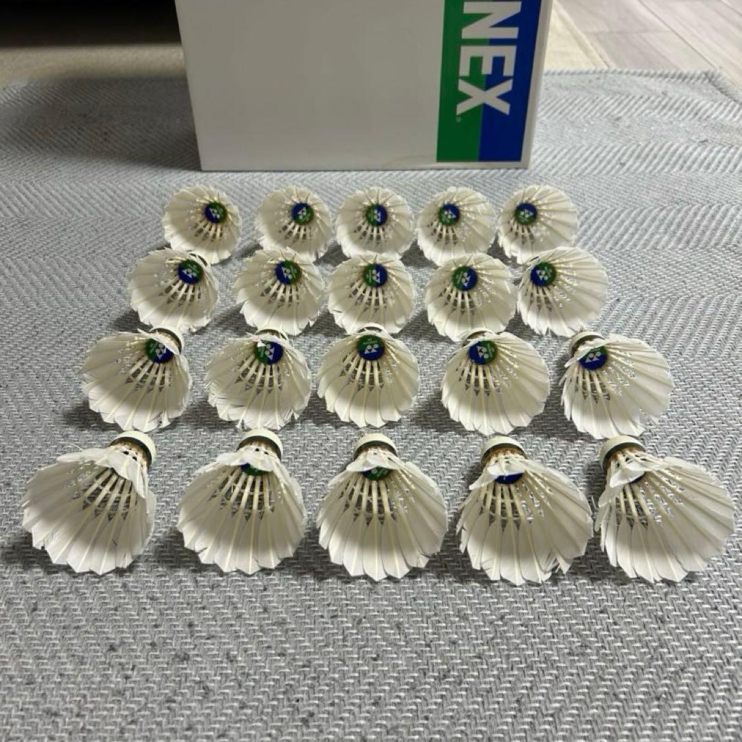 YONEXシャトル AEROSENSA 600 新品60個、中古60個