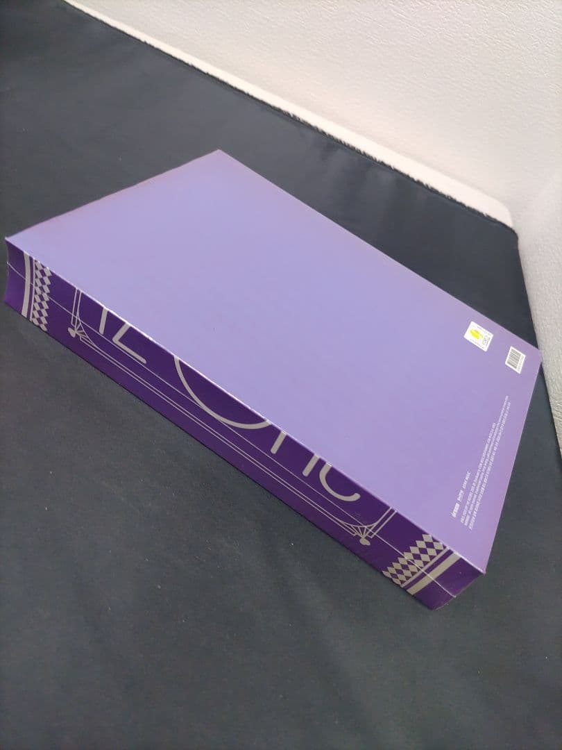 ★（75d）未開封 ONEIRIC DIARY 3D ver IZ*ONE