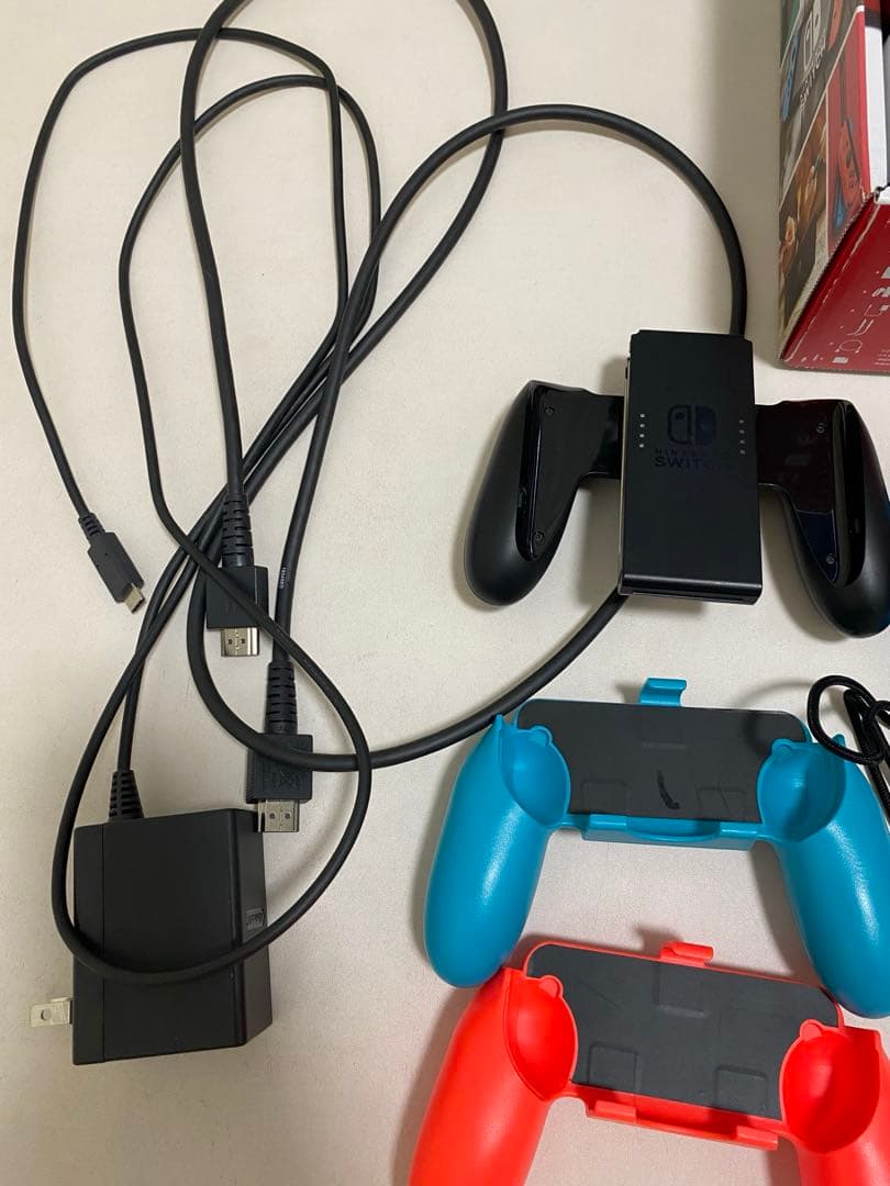 ニンテンドースイッチ 本体　周辺機器　Nintendo Switch