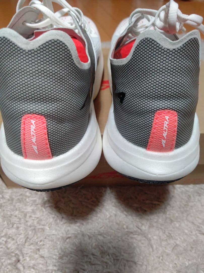 ALTRA VANISH CARBON 27cm バニッシュカーボン