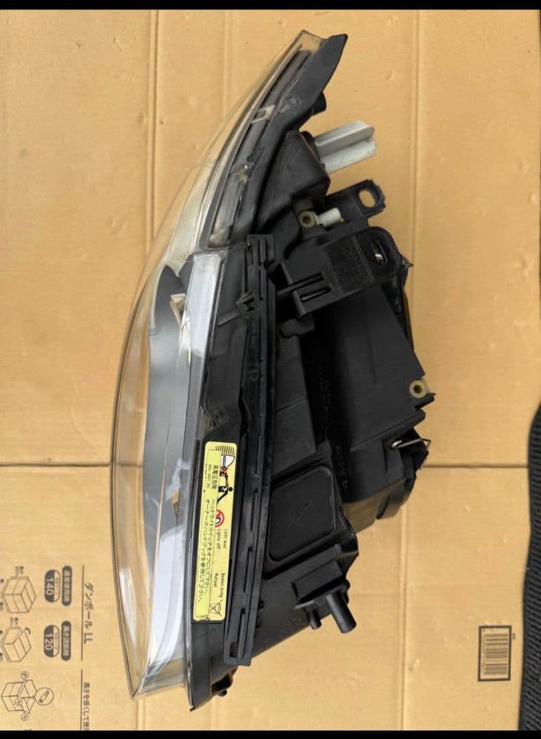 【彫たか】 E87 1シリーズ キセノンヘッドライトASSY左右