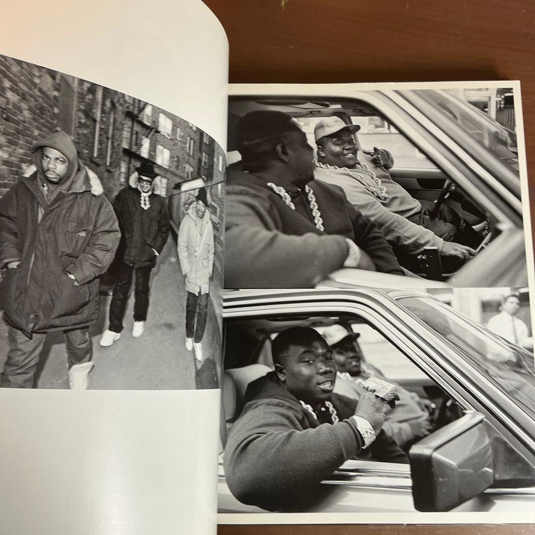 OUT & ABOUT Ari Marcopoulos 写真集