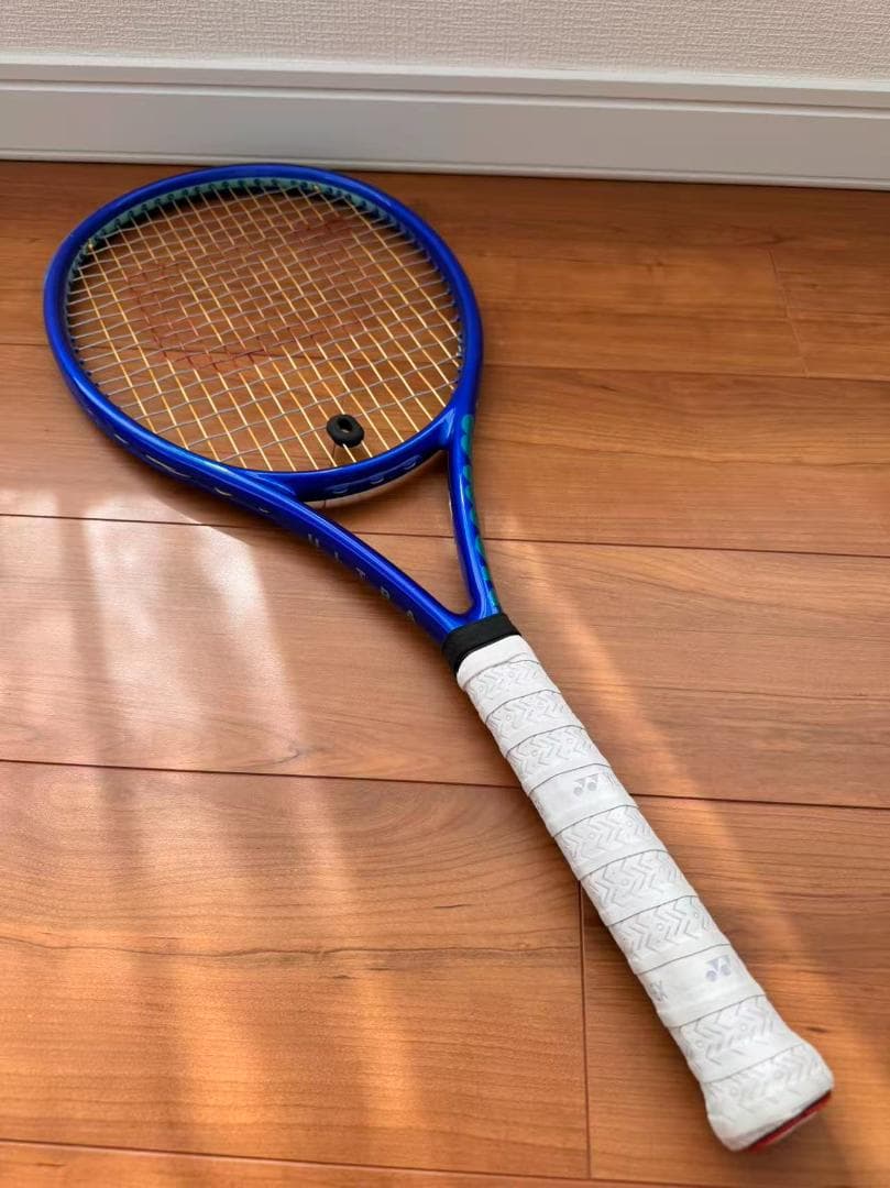 （美品） Wilson 硬式テニスラケット ULTRA TOUR 98 V5