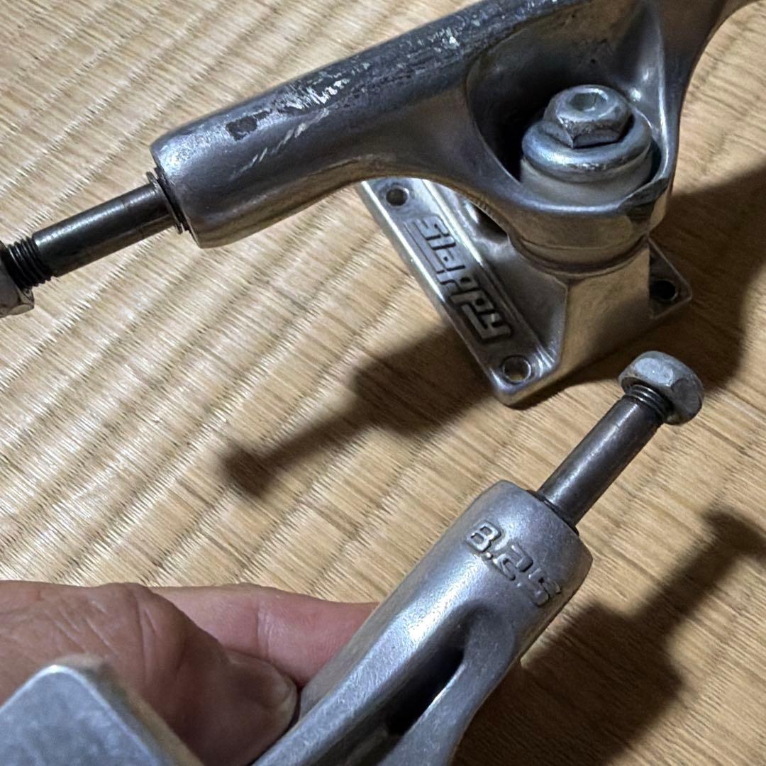 Slappy Trucks スラッピートラック8.25
