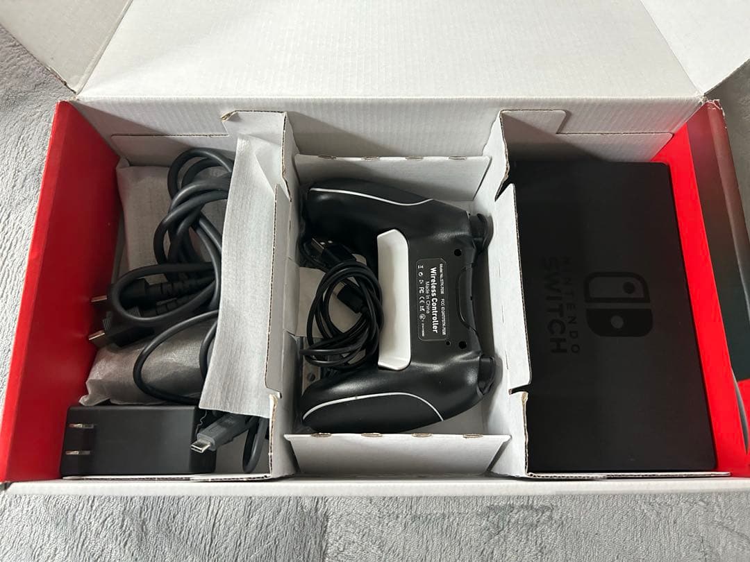 Nintendo Switch 本体 付属品 箱付 コントローラー カセット