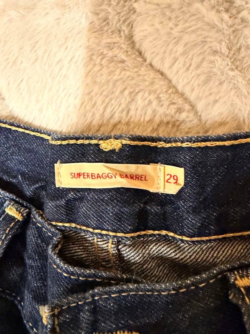 【Levi’s】SUPER BAGGY BARREL デニム