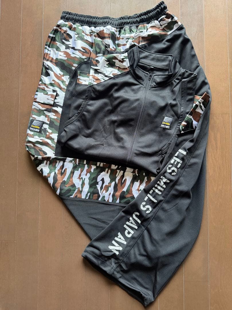 【美品】レスミルズ ロングパンツ+カットソー（迷彩×黒）