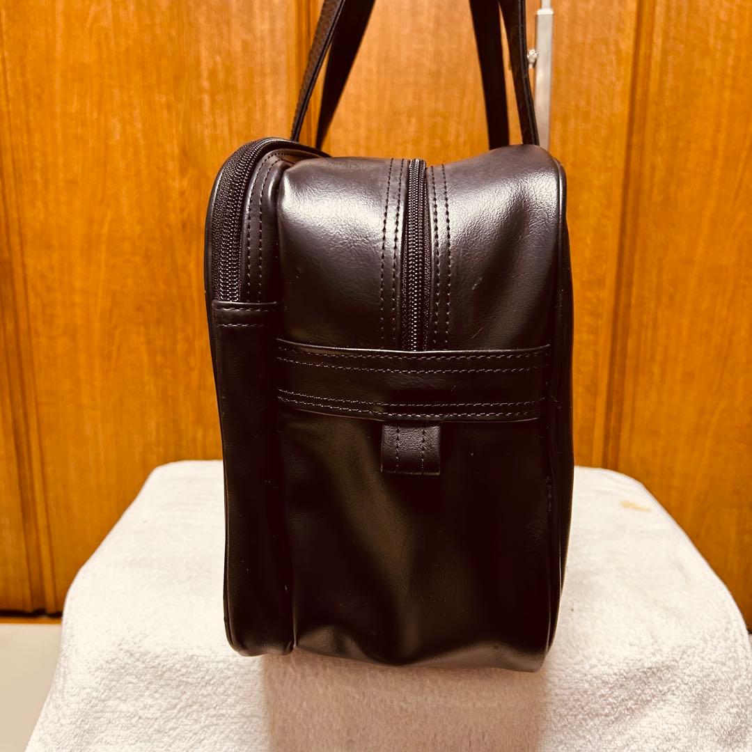 EASTBOY イーストボーイ スクールバッグ A4収納可 肩掛け 女神刺繍