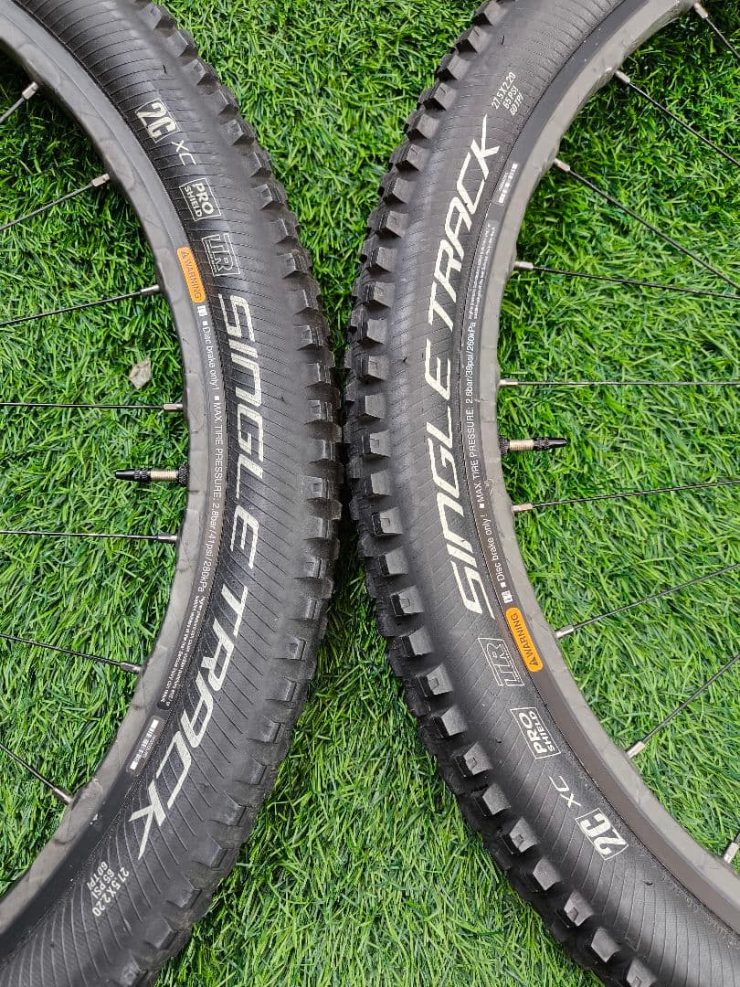Shimano XTR カーボン 27.5 輪組 チューブレス