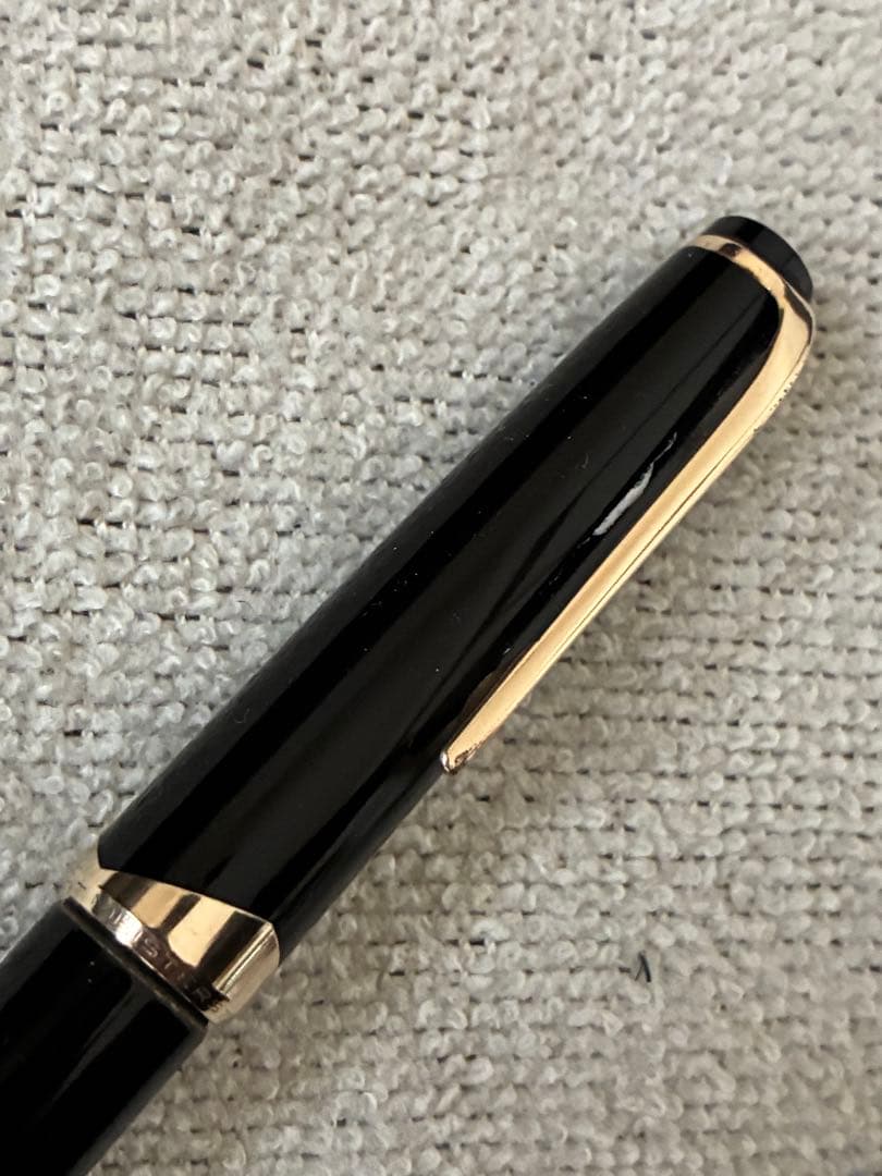 ◾️MONT BLANC モンブラン◾️万年筆 N o.14◾️黒色／金色◾️吸入式◾️