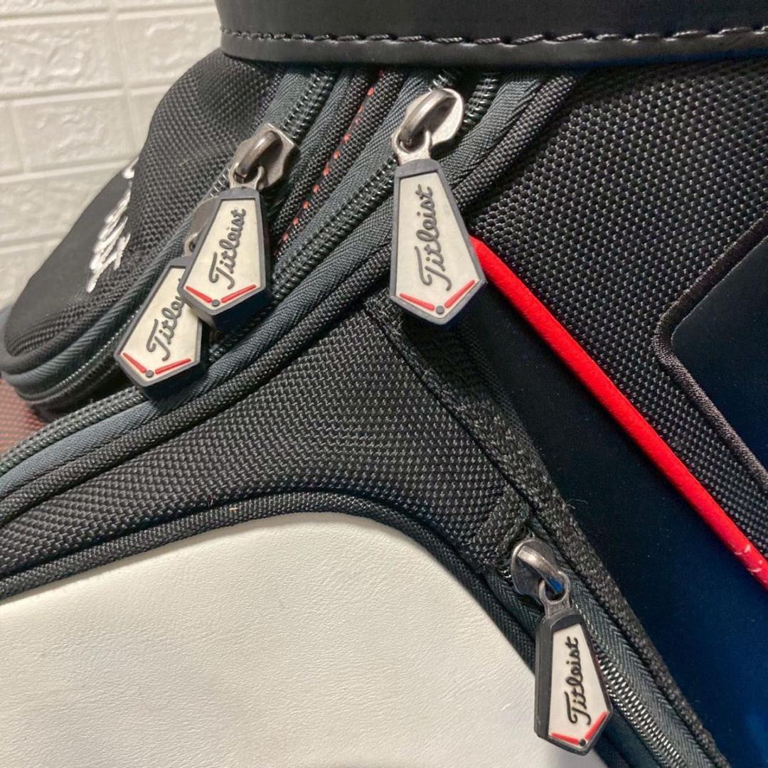 Titleist タイトリスト　ツアーモデル　キャディバック フード付