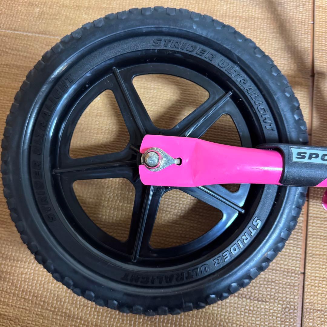 ストライダー STRIDER スポーツ　モデル 12インチ　ピンク