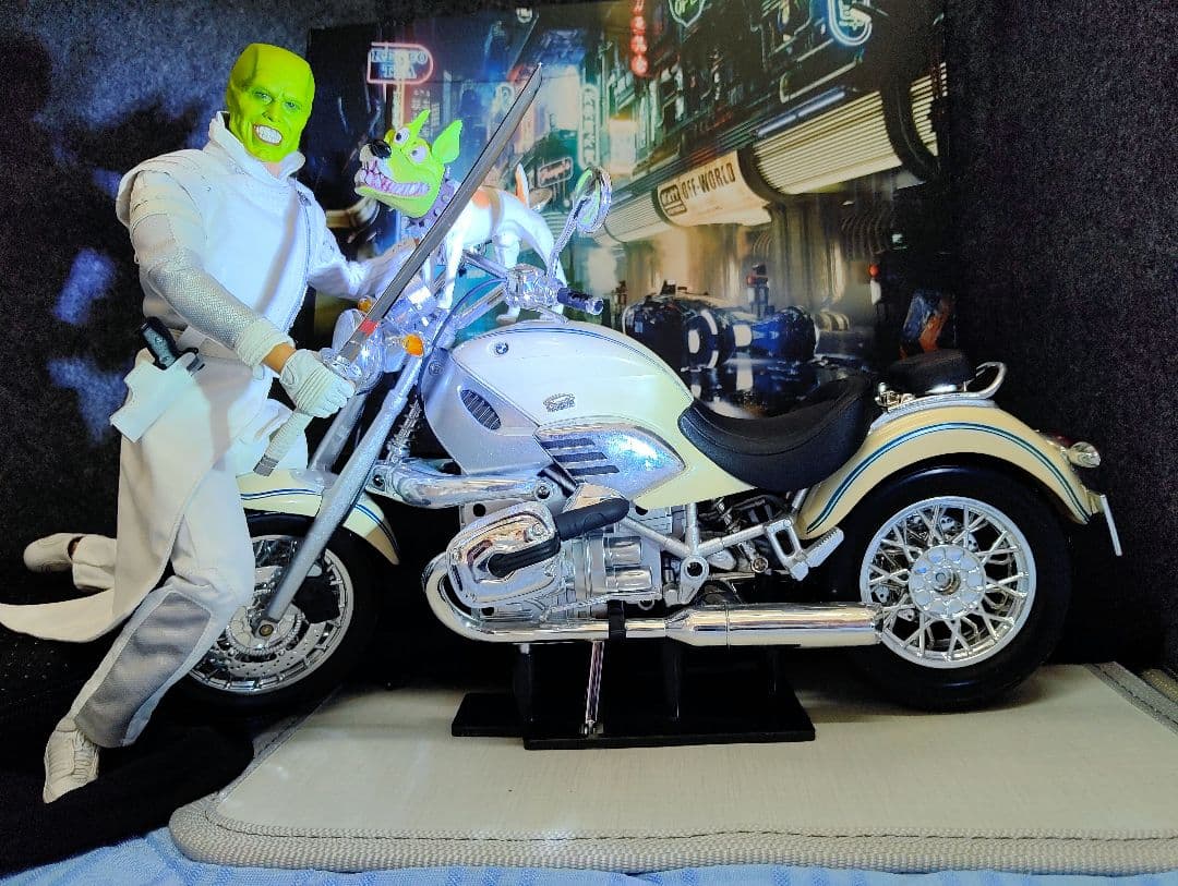 映画[MASK(変身スタンリー＆変身マイロ＋バイク)]1/6サイズ期間限定販売!