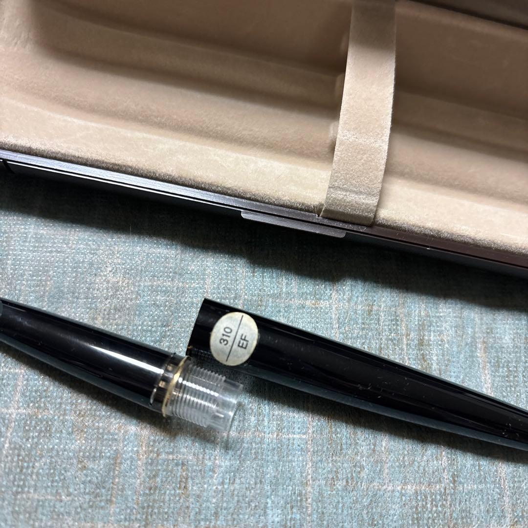 Gabriel Rat様新品　モンブラン310EF 万年筆　ケース付き