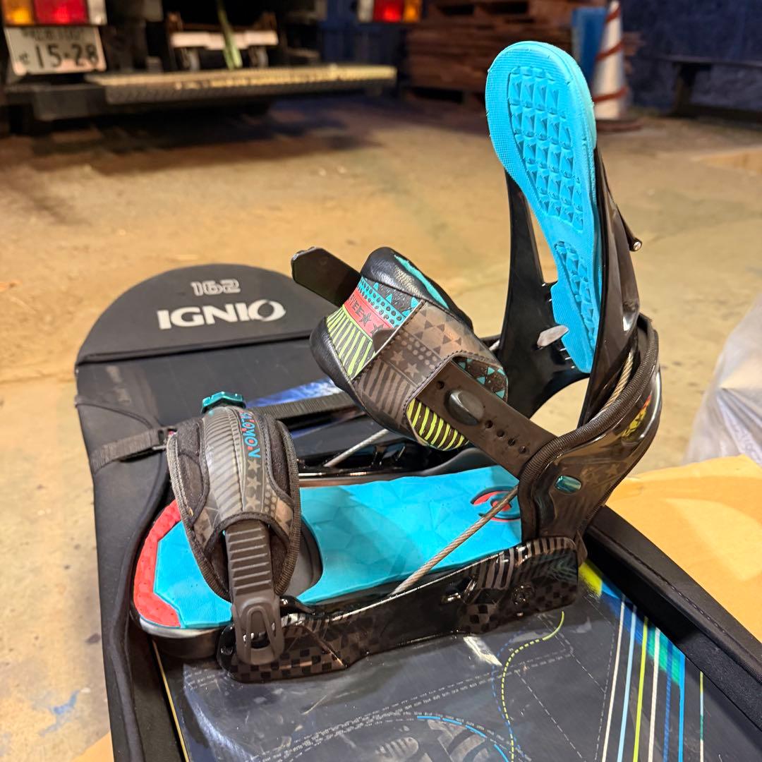 SALOMON ブーツ　スノーボード 156cm バインディングとカバー付き