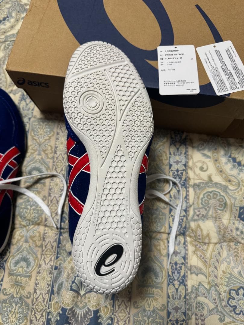 asics レスリングシューズ 1083A001 新品未使用 28.5㎝ 箱破損