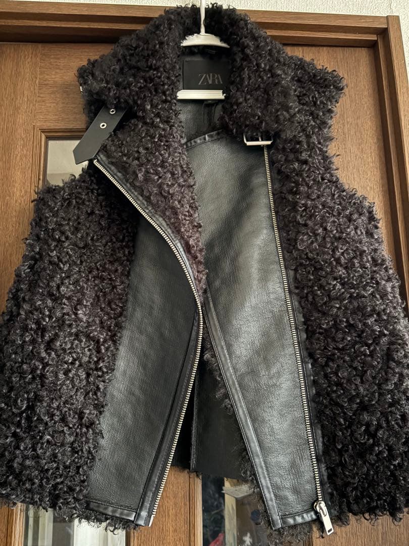 ZARA ザラ　リバーシブルベスト ZW COLLECTION ブラック　S