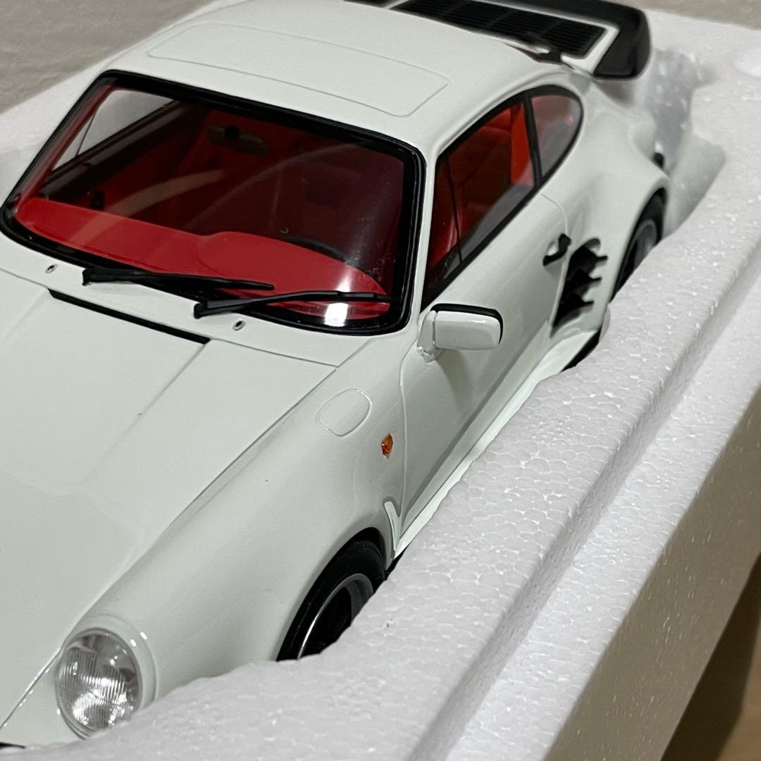 GTスピリット ポルシェ911 ターボS 1/18ホワイト