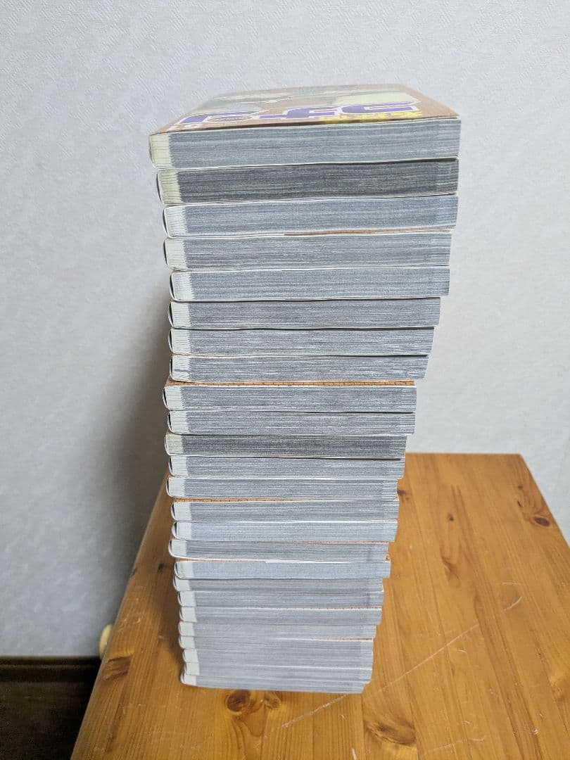 名探偵コナン1〜100巻 100巻記念オリジナル収納BOX＋101巻〜107巻