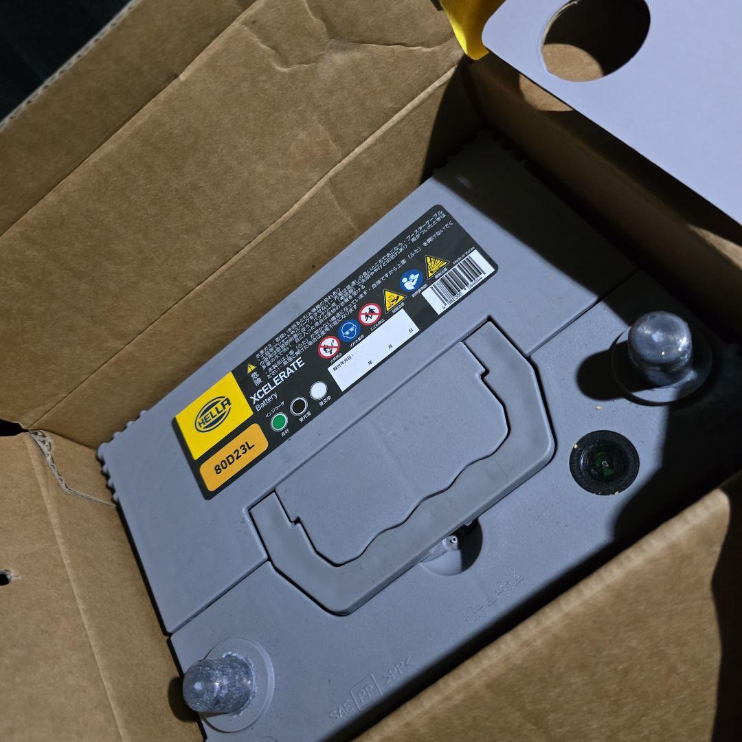 HELLA XCELERATE 80D23L バッテリー