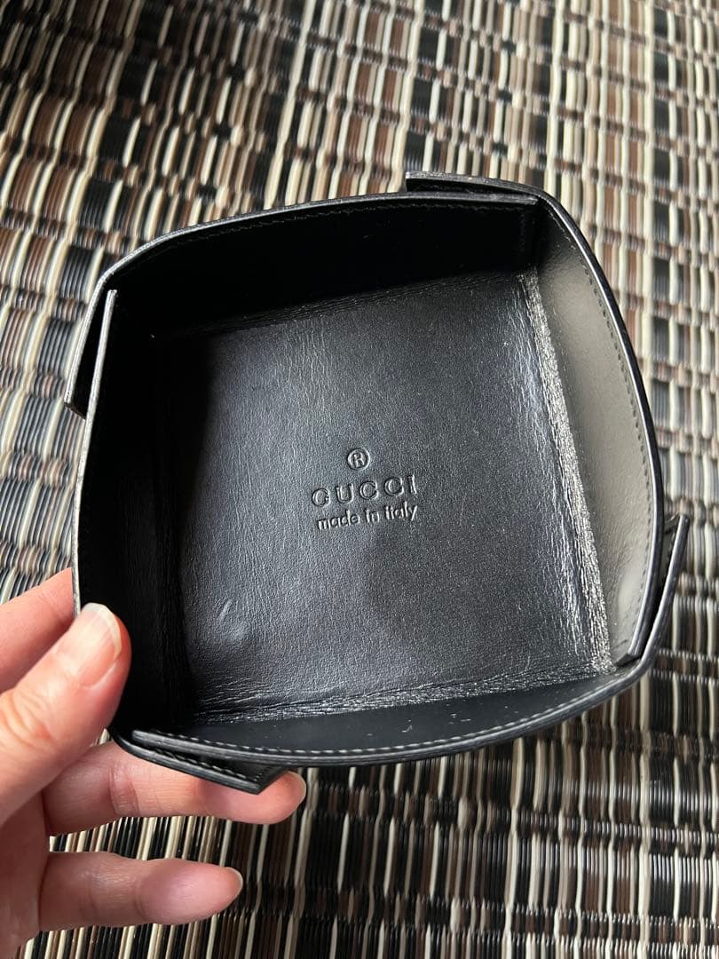 GUCCI ブラックレザー アクセサリーケース（箱付き）