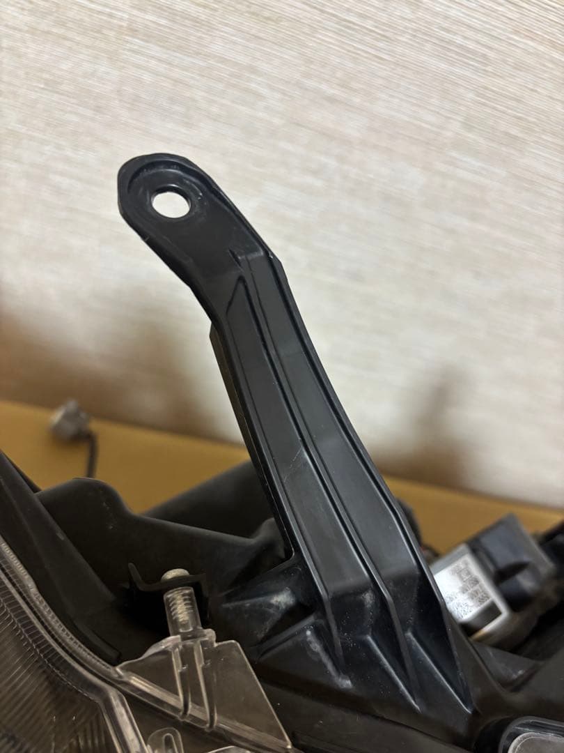 トヨタ　ランドクルーザープラド☆右ヘッドライト☆割れ無し☆81145-60S20