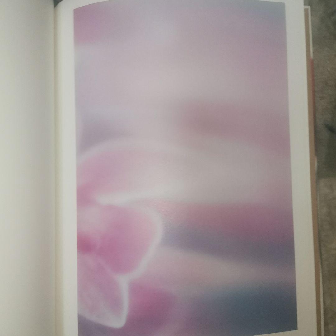 【直筆サイン入】北岡稔章 写真集『Equally, beautiful』