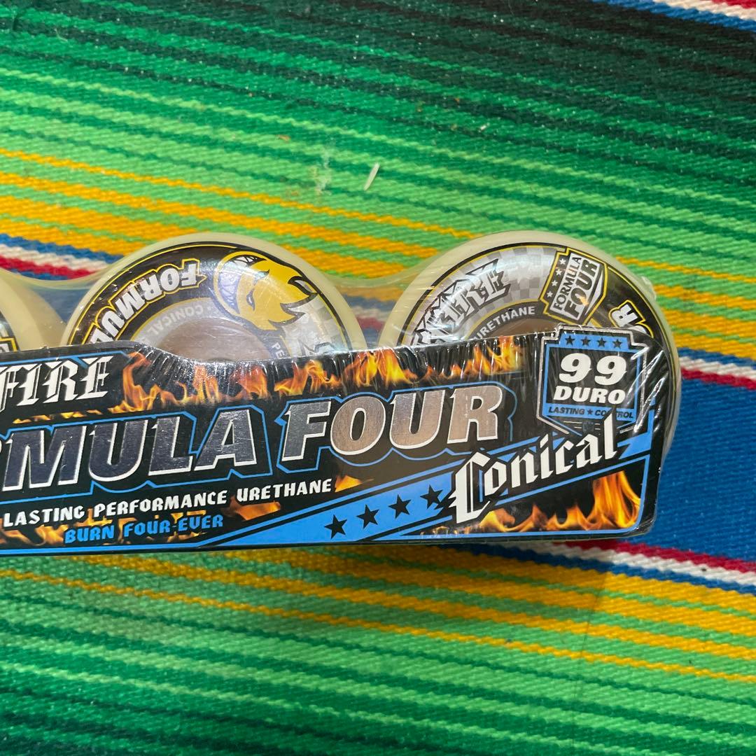 Spitfire Formula Four 99Duro コニカル56mm